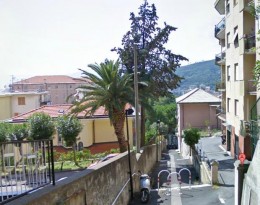 Vendesi appartamento a Savona, zona Villetta